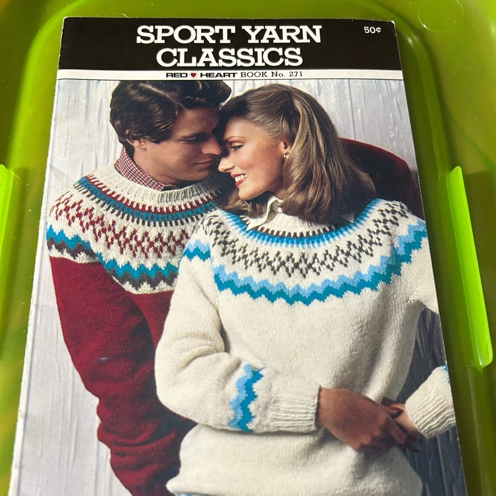 Vintage Sport Yarn Classics Red Heart Book 271, 1978. Coats & Clark